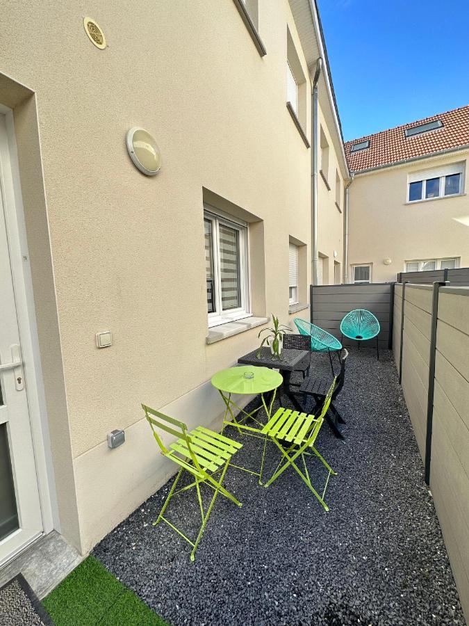 Le Remois - Charmant T2 - Renove - Parking - Cour Privative - Wifi Reims Eksteriør bilde