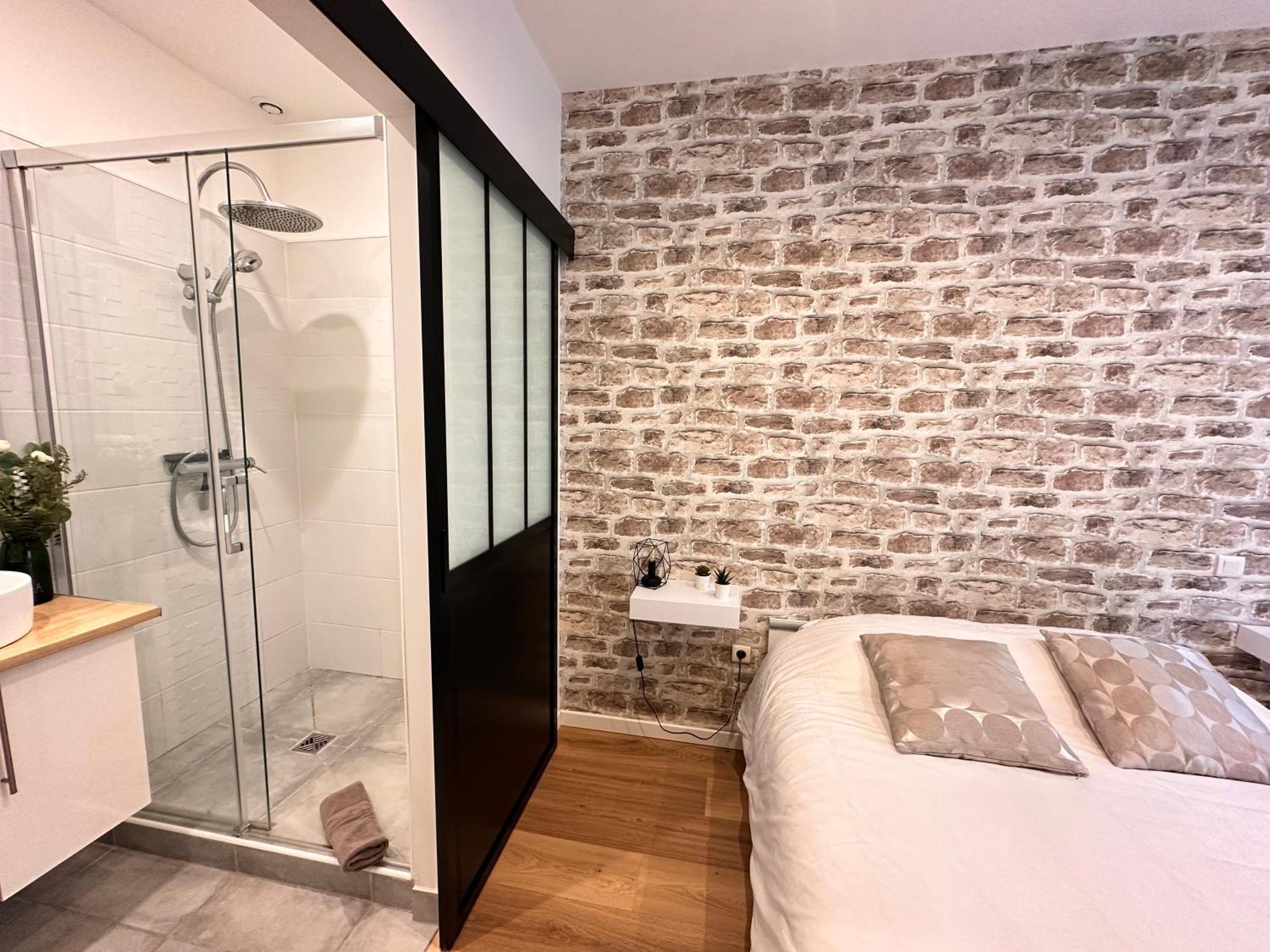 Le Remois - Charmant T2 - Renove - Parking - Cour Privative - Wifi Reims Eksteriør bilde